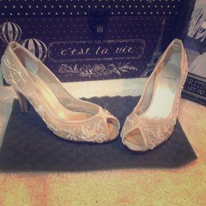 Caparros Light pink Heels